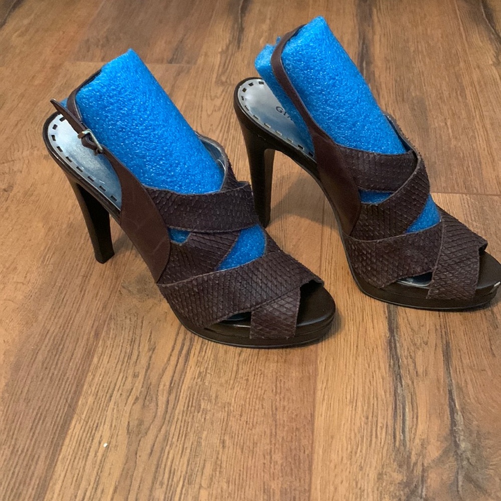 Sexy brown Gianni Bini heels! 8 1/2 size